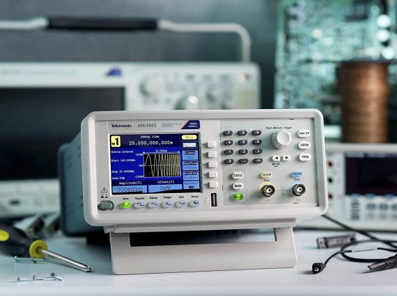 TEKTRONIX AFG1022 4