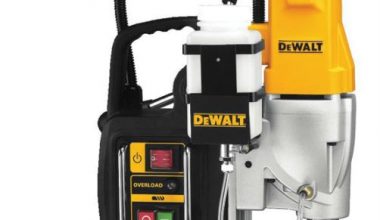 DEWALT DWE1622K 1