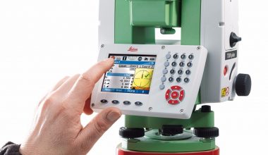 LEICA TS09-5”  Plus