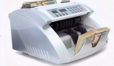 ACCUBANKER  AB1050