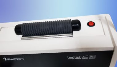 RAZER S20