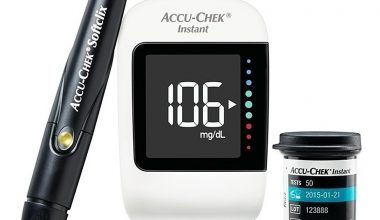 ACCU-CHEK INSTANT
